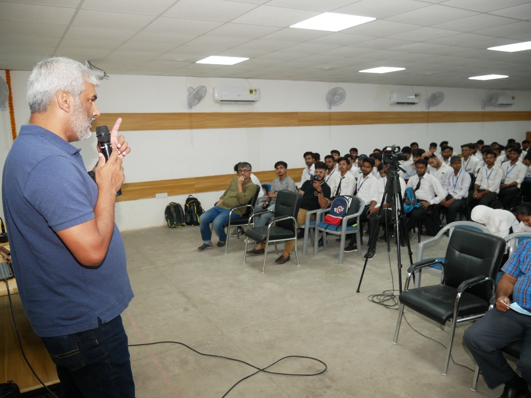 Meet The Leaders - Rakesh K Singh, CTO SpartanNash, USA in IIBM